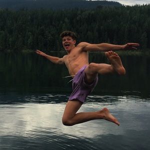 Meet your Posher, Drew